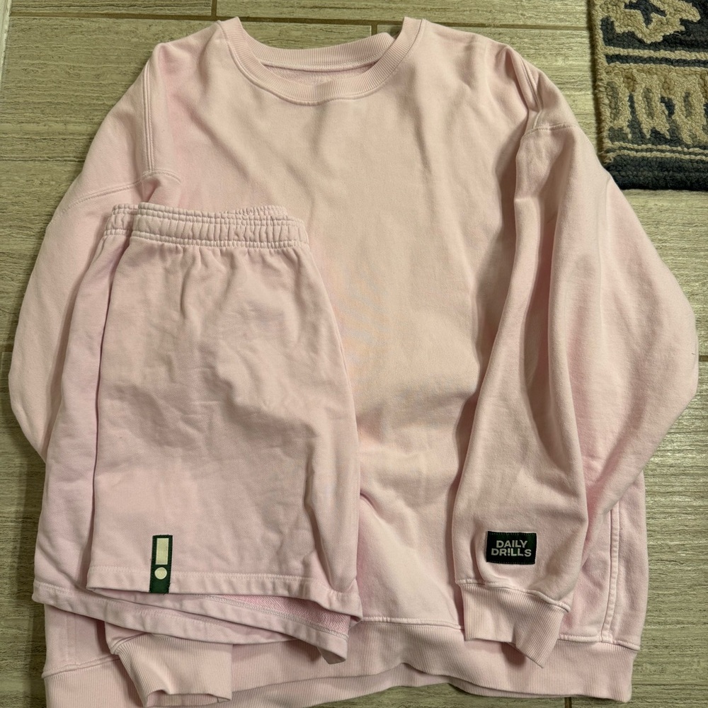 Cupid (pink) daily drills sweat short set!